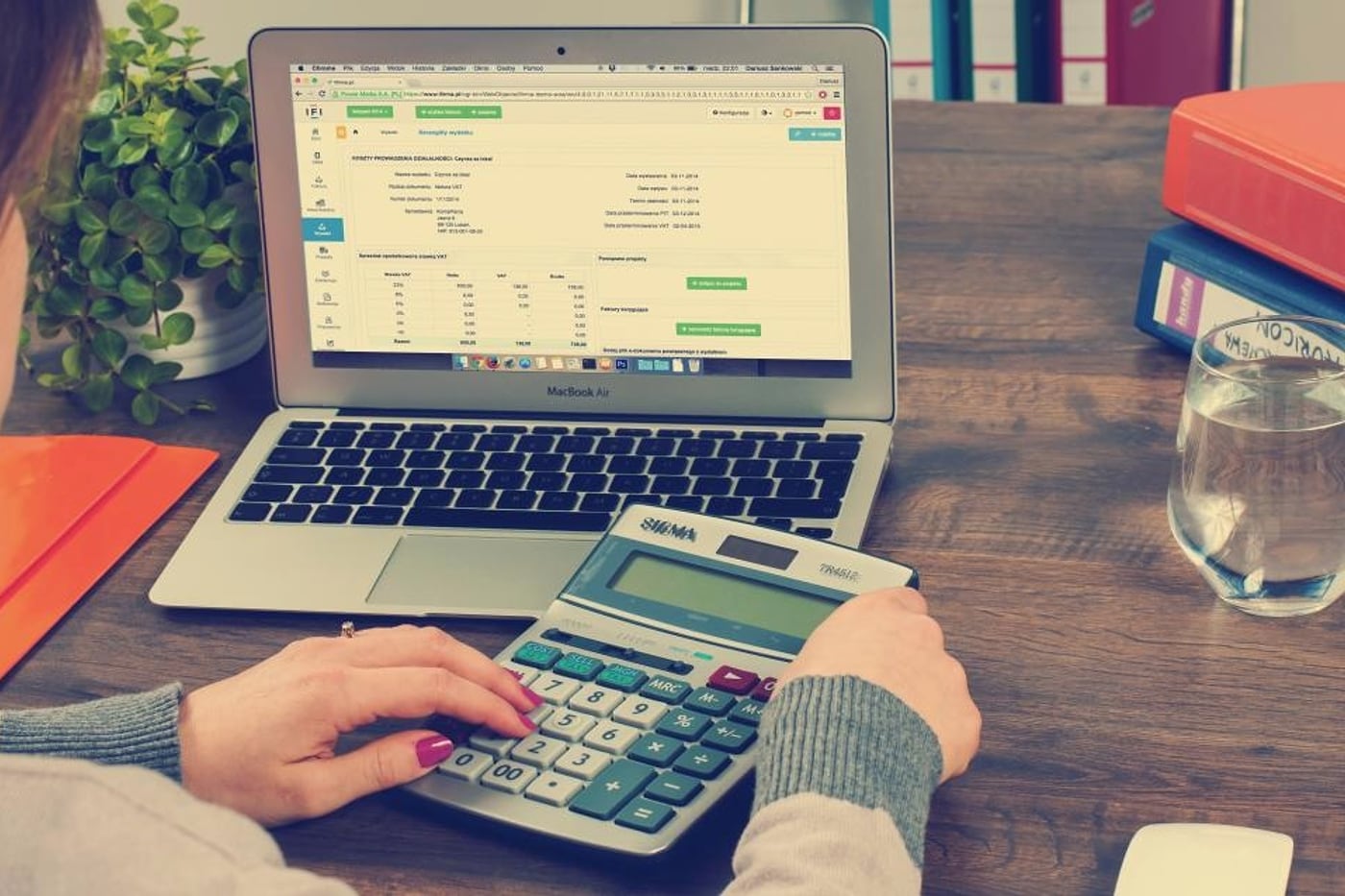 Cutting Hospital Billing Time: Where the Forty Minutes Actually Go — Revenue Cycle | Kōami